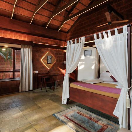 Sai Vishram Beach Resort Bainduru Exterior foto